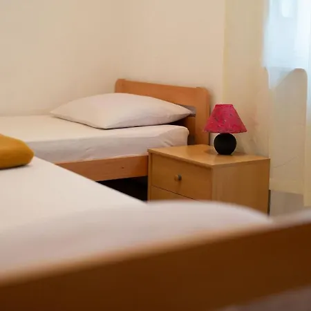 شقة Dubravka كرك